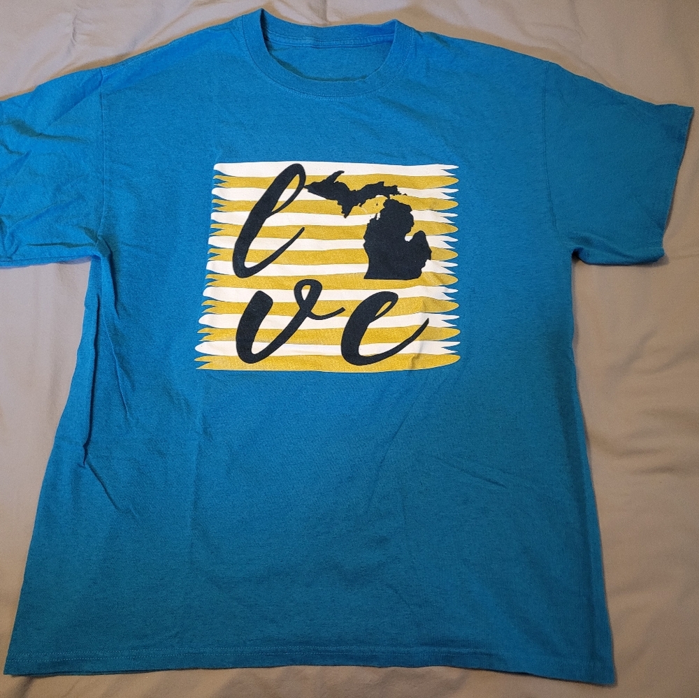 Love Michigan Shirt